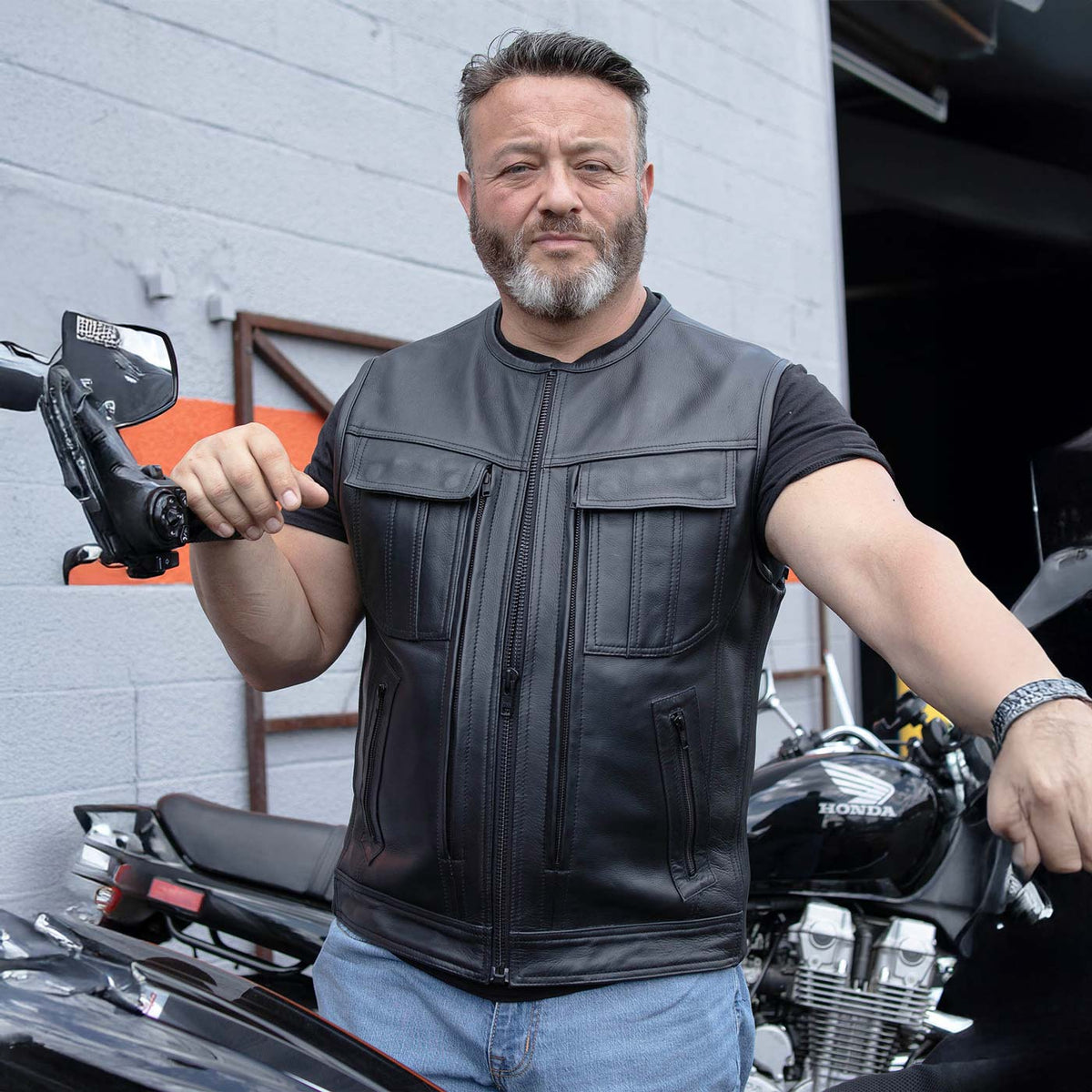 MMCC Men's Quick Draw Black Leather Motorcycle Vest - MMC30001 — image 6