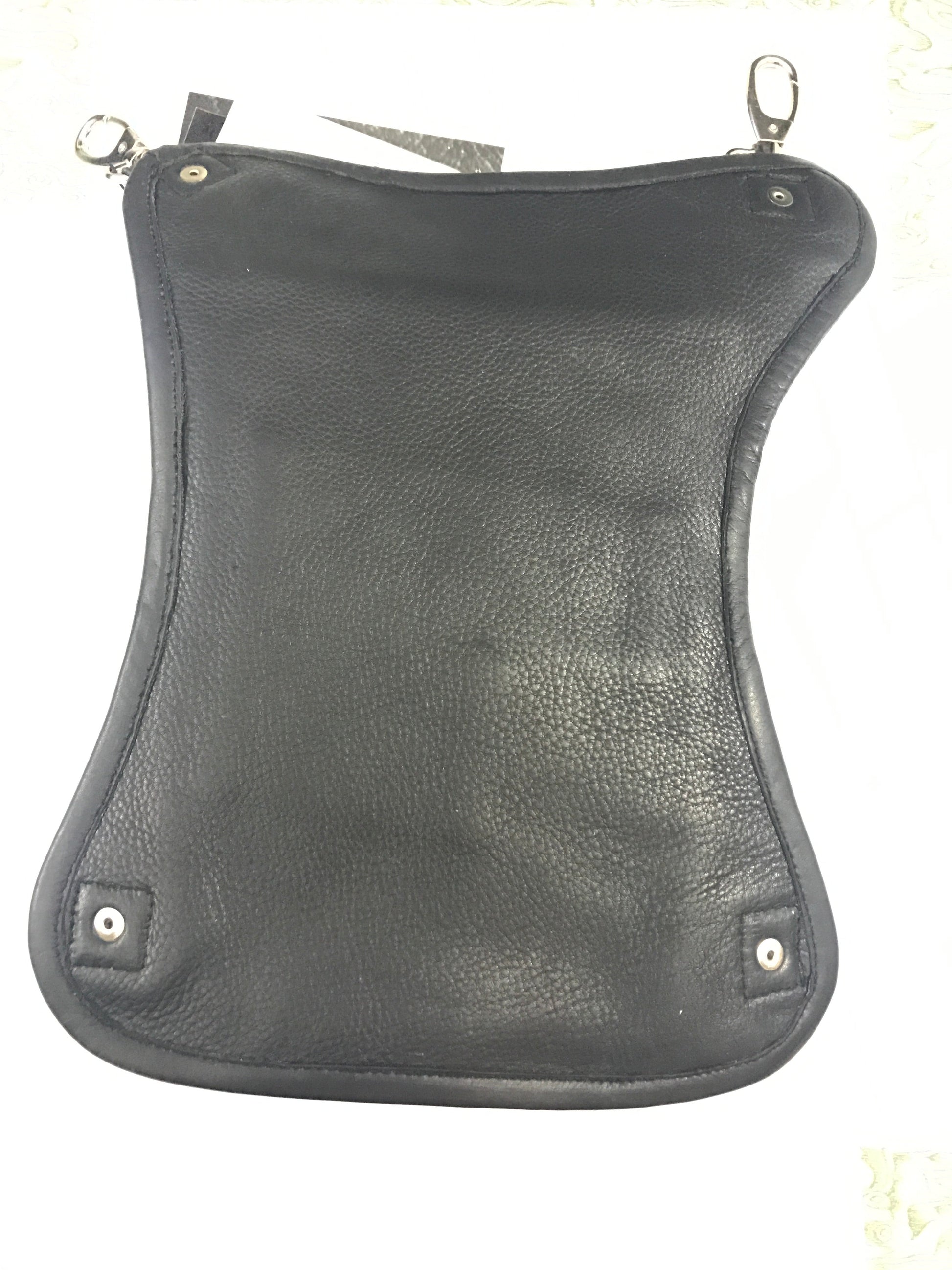 Thigh Bag for Motorcycle - HighwayLeather