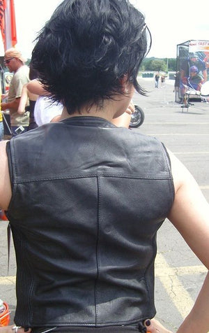 Women side stretch front snap leather vest